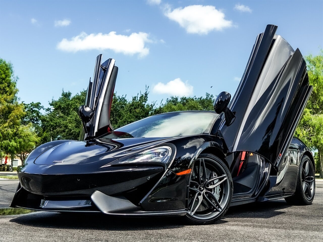 2019 McLaren 570S Spider   - Photo 12 - Bonita Springs, FL 34134