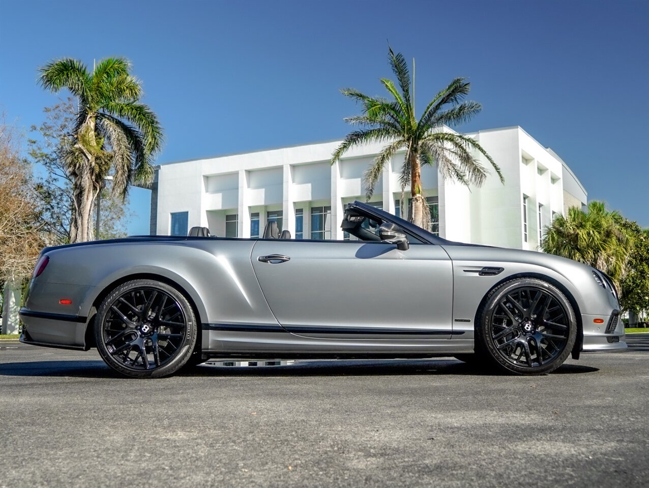 2018 Bentley Continental Supersports   - Photo 49 - Bonita Springs, FL 34134