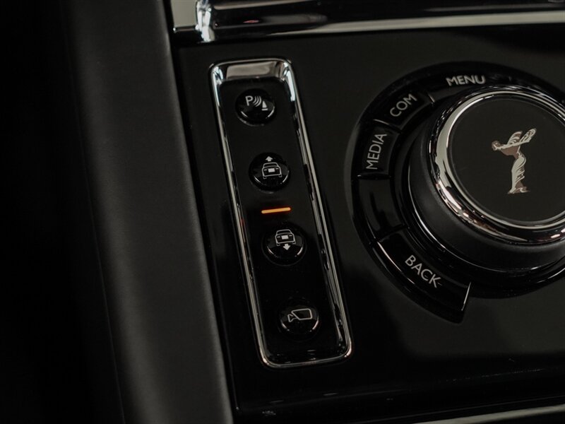 2021 Rolls-Royce Black Badge Cullinan - Photo 21 - Bonita Springs, FL 34134