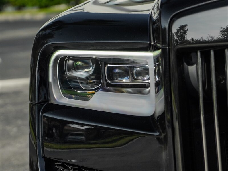 2021 Rolls-Royce Black Badge Cullinan   - Photo 4 - Bonita Springs, FL 34134