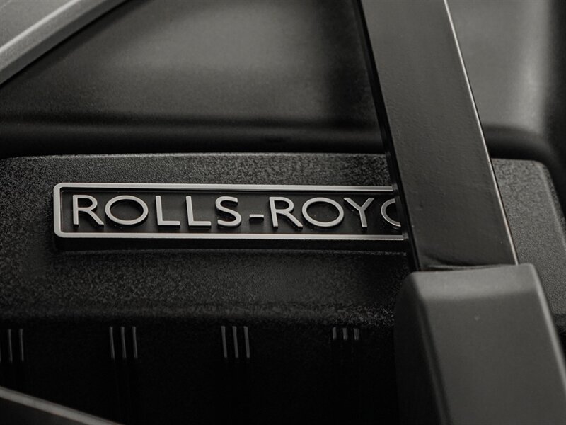 2021 Rolls-Royce Black Badge Cullinan - Photo 52 - Bonita Springs, FL 34134
