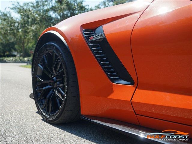2019 Chevrolet Corvette Z06 - Photo 12 - Bonita Springs, FL 34134
