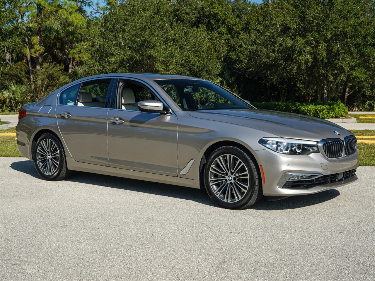 2018 BMW 530i   - Photo 8 - Bonita Springs, FL 34134