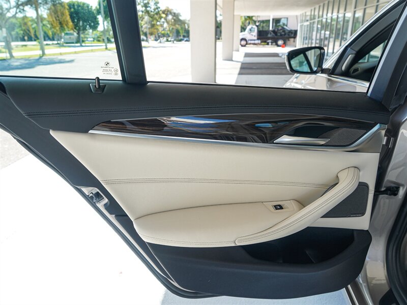 2018 BMW 530i - Photo 23 - Bonita Springs, FL 34134