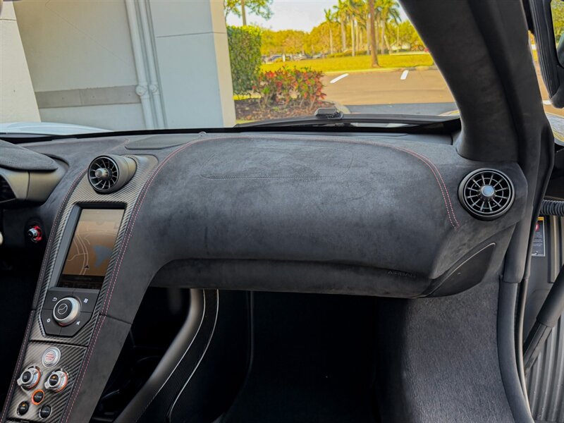 2016 McLaren 675LT   - Photo 37 - Bonita Springs, FL 34134