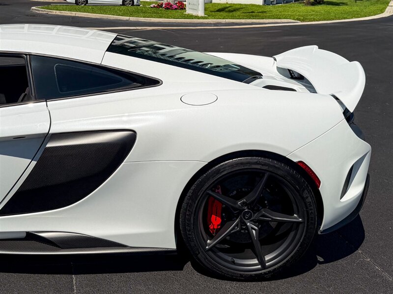 2016 McLaren 675LT   - Photo 45 - Bonita Springs, FL 34134