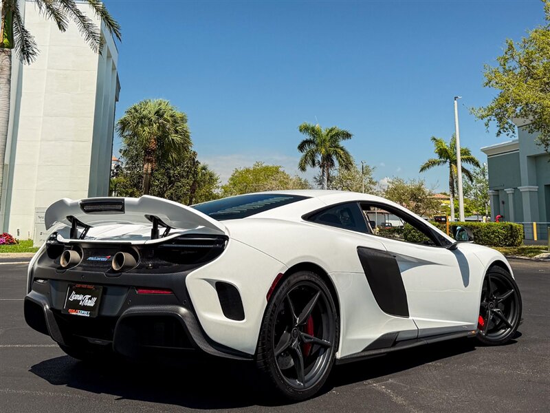 2016 McLaren 675LT   - Photo 61 - Bonita Springs, FL 34134