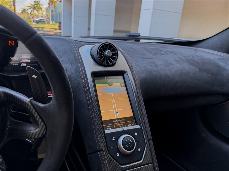 2016 McLaren 675LT   - Photo 19 - Bonita Springs, FL 34134