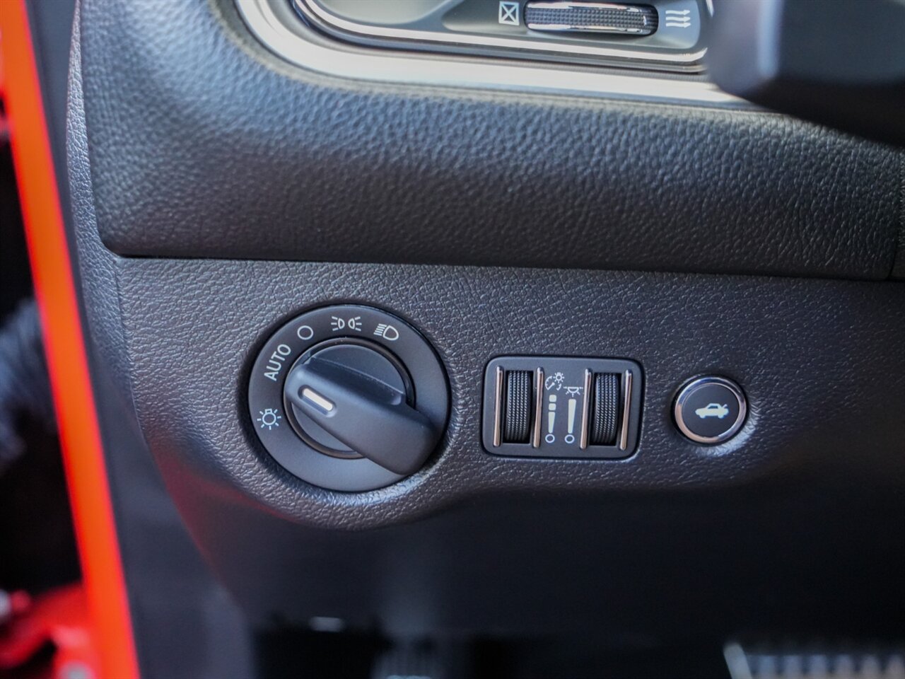 2019 Dodge Challenger SRT Hellcat Redeye   - Photo 24 - Bonita Springs, FL 34134