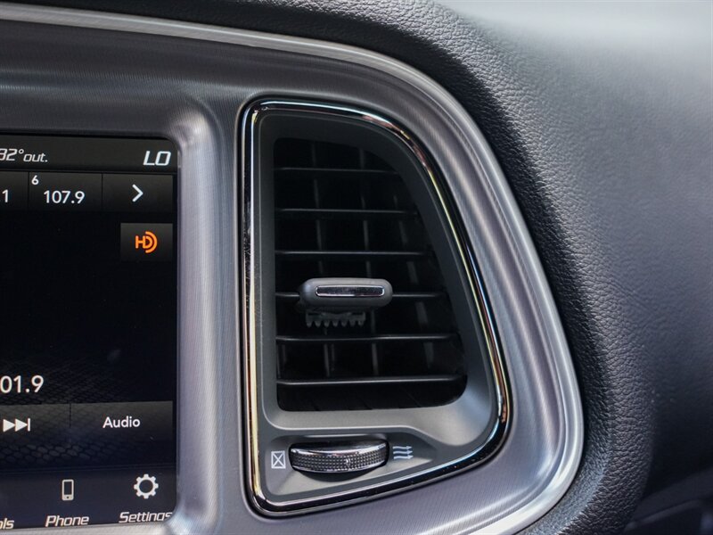 2019 Dodge Challenger SRT Hellcat Redeye - Photo 17 - Bonita Springs, FL 34134