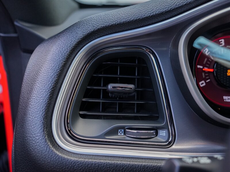 2019 Dodge Challenger SRT Hellcat Redeye - Photo 23 - Bonita Springs, FL 34134