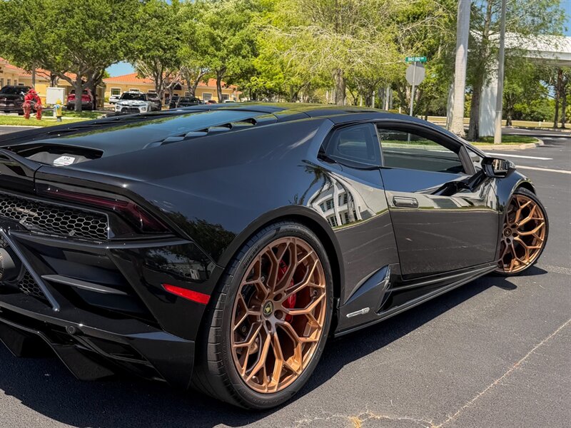 2022 Lamborghini Huracan EVO   - Photo 54 - Bonita Springs, FL 34134