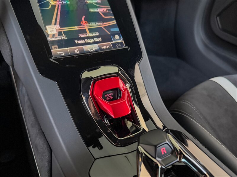 2022 Lamborghini Huracan EVO   - Photo 15 - Bonita Springs, FL 34134