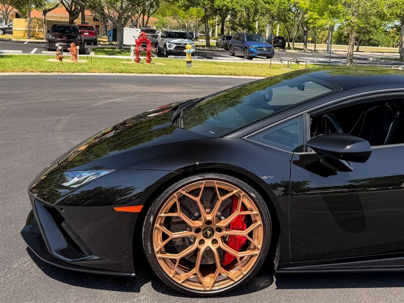 2022 Lamborghini Huracan EVO   - Photo 37 - Bonita Springs, FL 34134