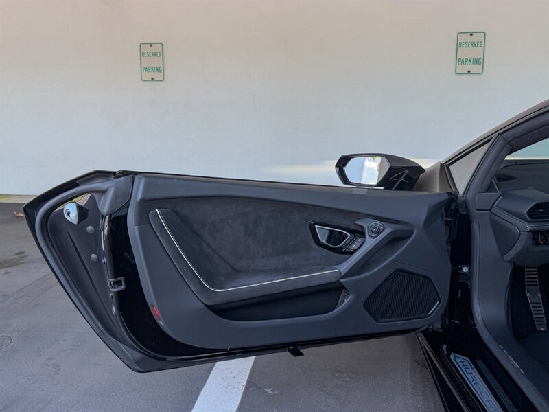 2022 Lamborghini Huracan EVO   - Photo 22 - Bonita Springs, FL 34134