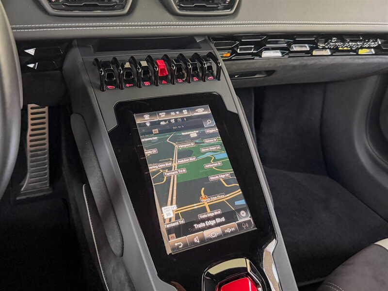 2022 Lamborghini Huracan EVO   - Photo 14 - Bonita Springs, FL 34134