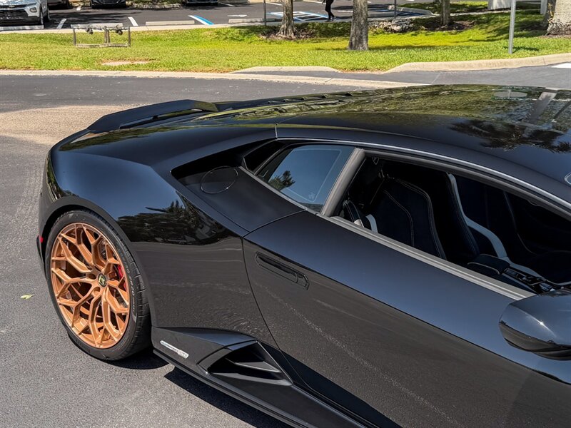 2022 Lamborghini Huracan EVO   - Photo 60 - Bonita Springs, FL 34134
