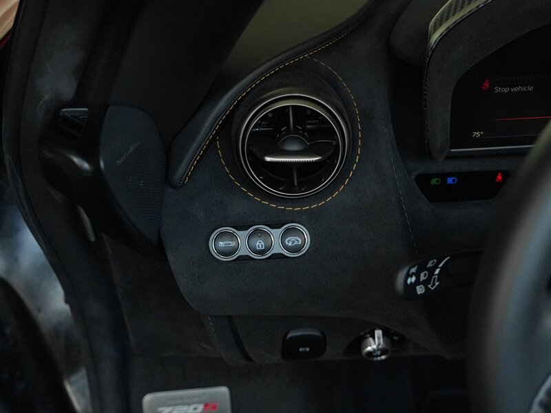 2020 McLaren 720S Spider Performance   - Photo 29 - Bonita Springs, FL 34134