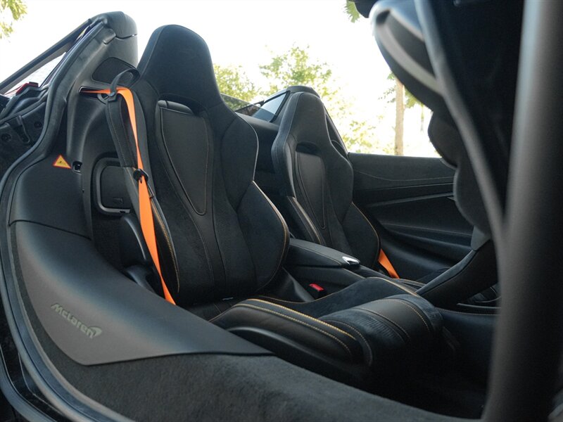 2020 McLaren 720S Spider Performance   - Photo 34 - Bonita Springs, FL 34134