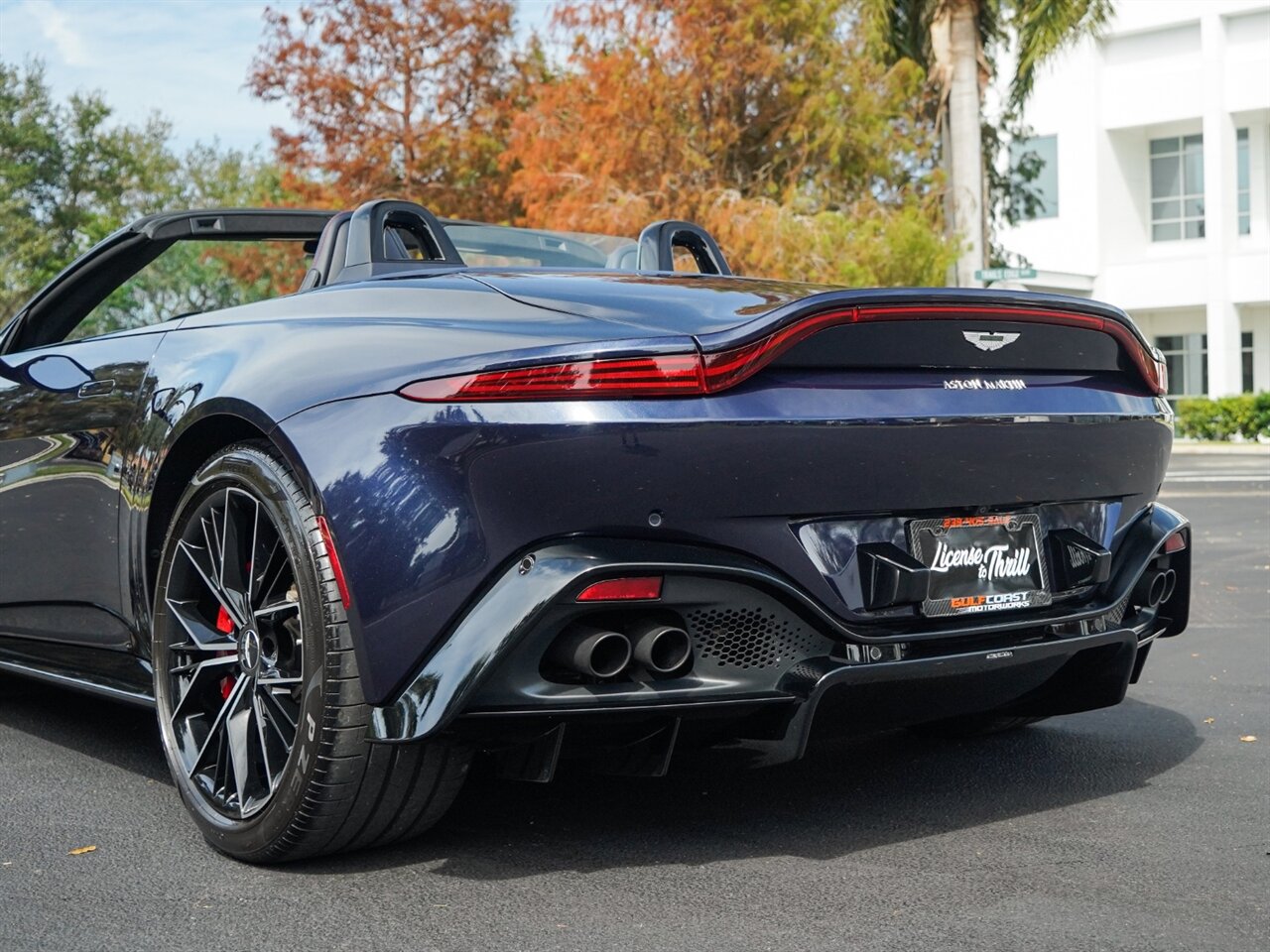 2021 Aston Martin Vantage   - Photo 53 - Bonita Springs, FL 34134