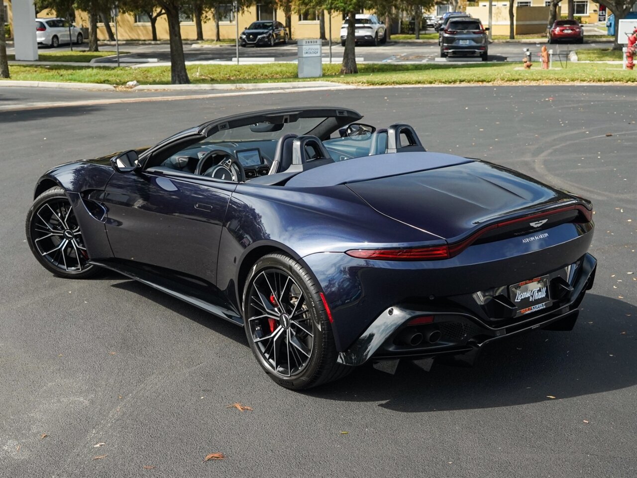 2021 Aston Martin Vantage   - Photo 49 - Bonita Springs, FL 34134