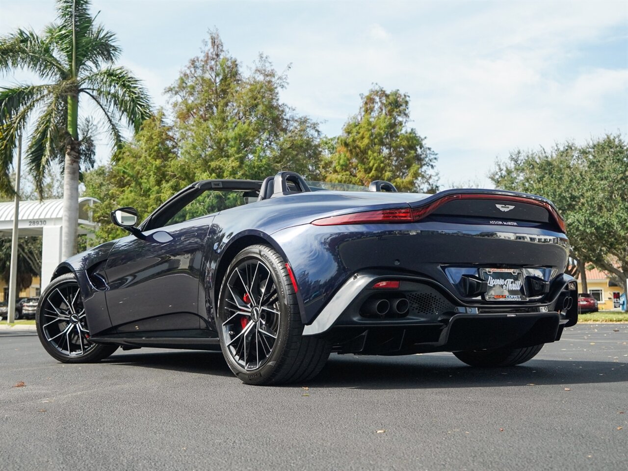 2021 Aston Martin Vantage   - Photo 50 - Bonita Springs, FL 34134