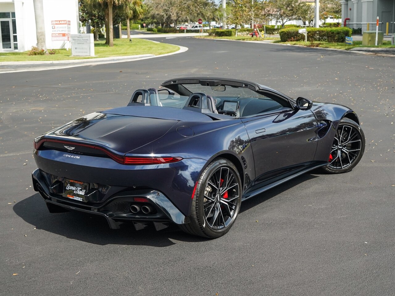 2021 Aston Martin Vantage   - Photo 67 - Bonita Springs, FL 34134