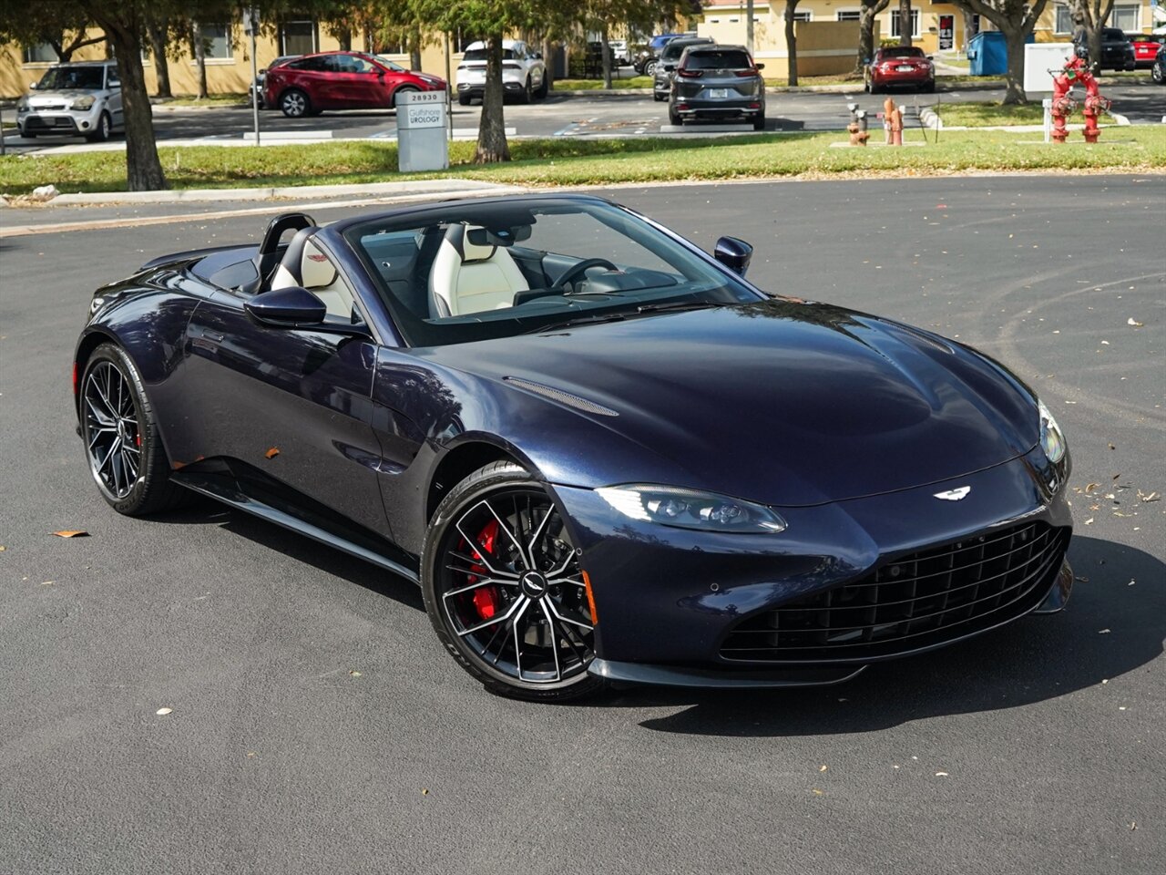 2021 Aston Martin Vantage   - Photo 70 - Bonita Springs, FL 34134