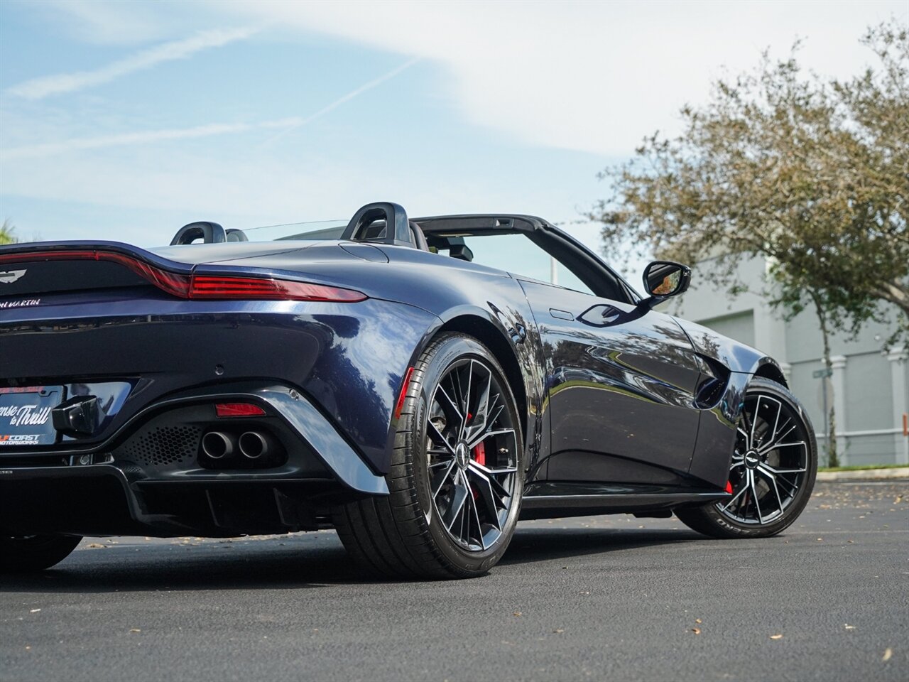 2021 Aston Martin Vantage   - Photo 66 - Bonita Springs, FL 34134