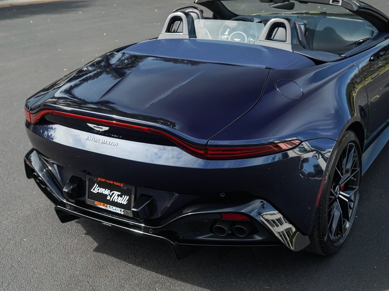 2021 Aston Martin Vantage   - Photo 62 - Bonita Springs, FL 34134