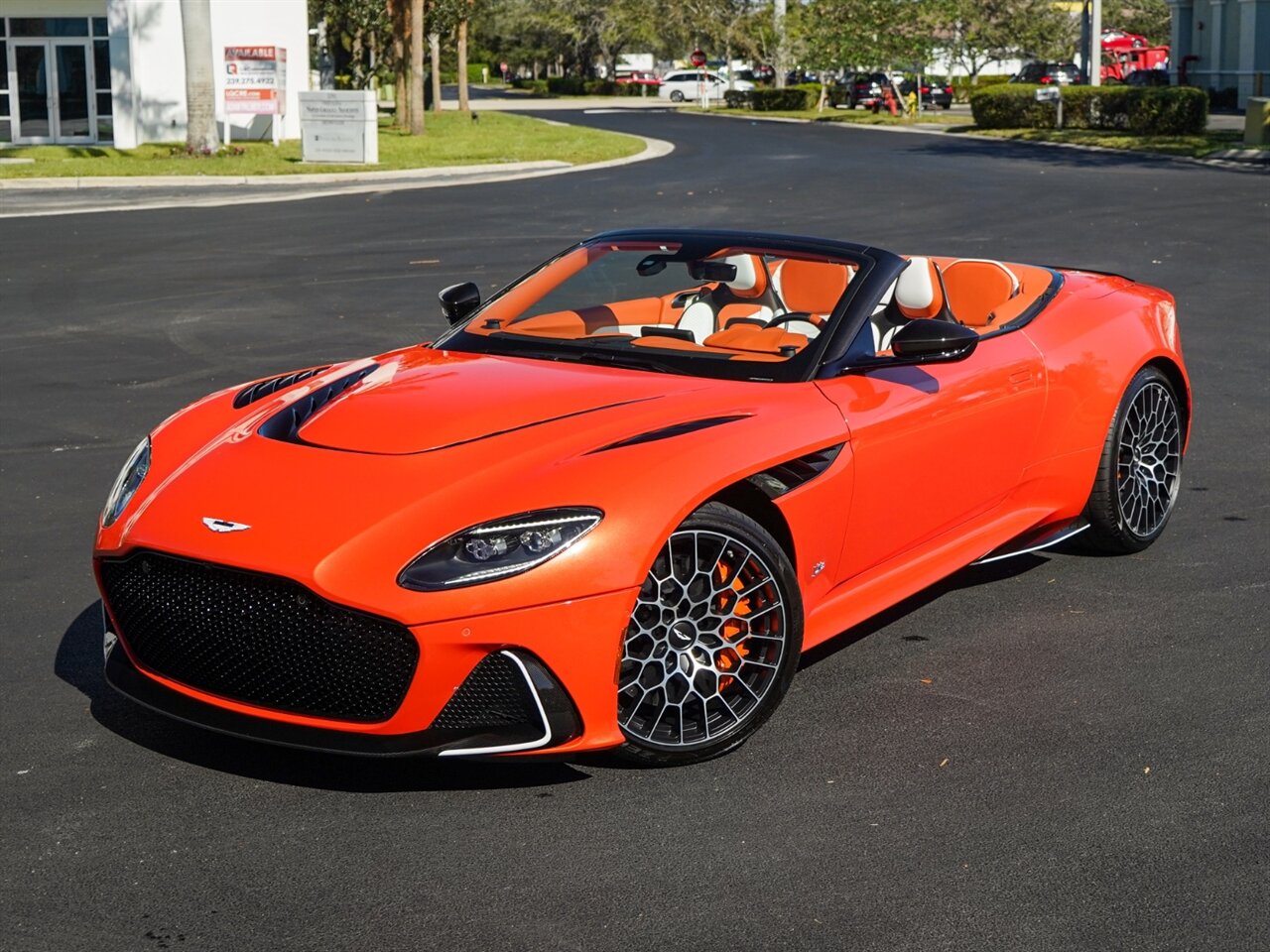 2023 Aston Martin DBS 770 Ultimate Volante   - Photo 12 - Bonita Springs, FL 34134