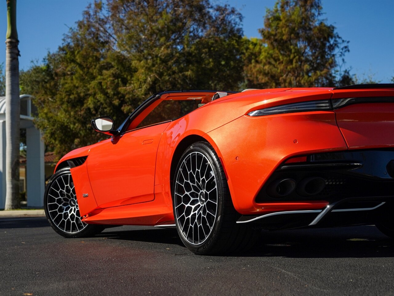 2023 Aston Martin DBS 770 Ultimate Volante   - Photo 56 - Bonita Springs, FL 34134