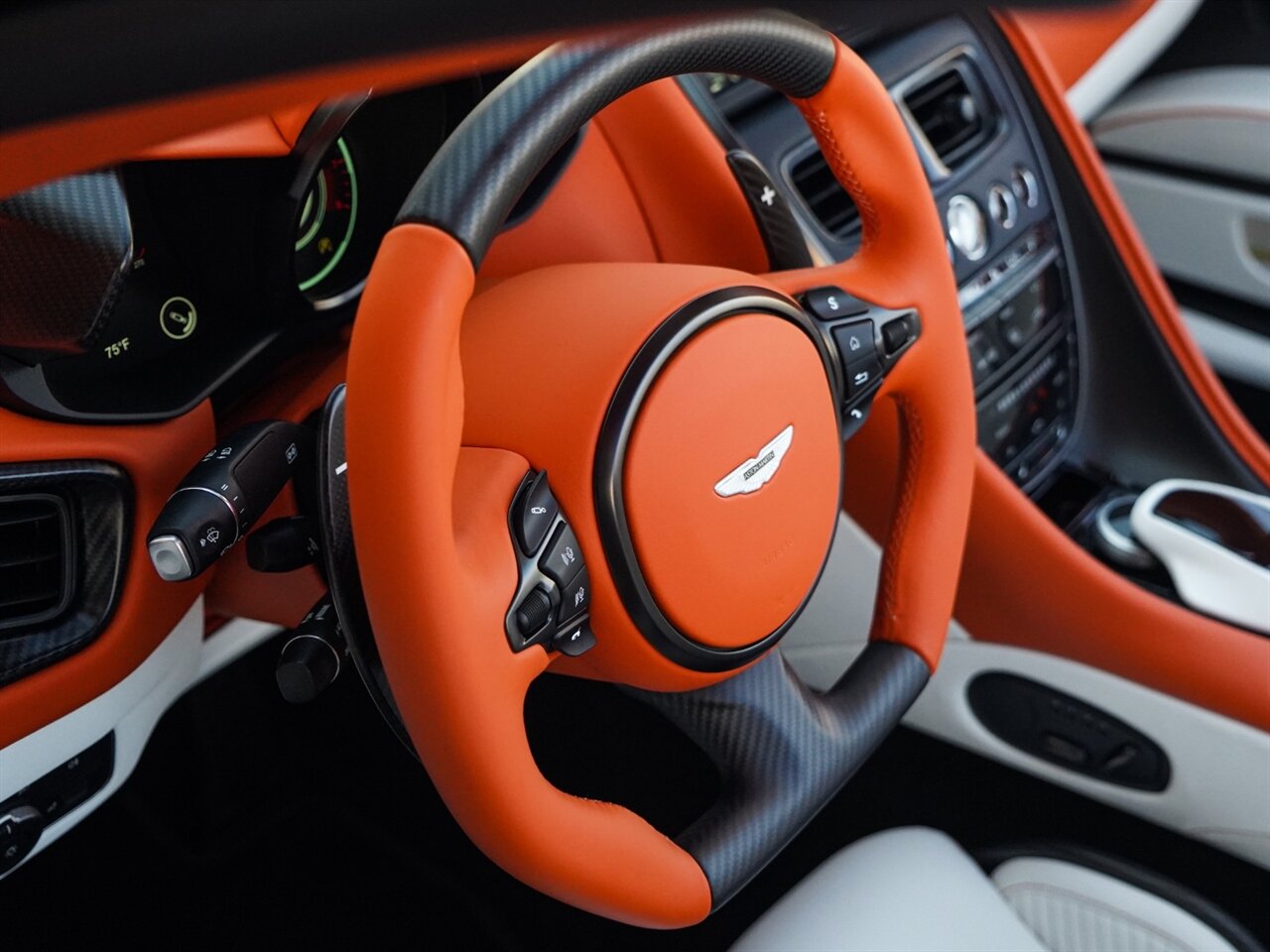 2023 Aston Martin DBS 770 Ultimate Volante   - Photo 36 - Bonita Springs, FL 34134