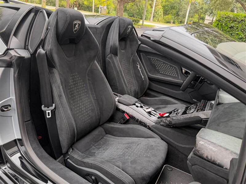 2019 Lamborghini Huracan LP 640-4 Performante Spyd - Photo 31 - Bonita Springs, FL 34134