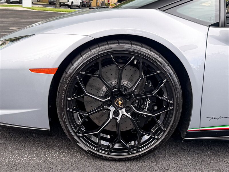 2019 Lamborghini Huracan LP 640-4 Performante Spyd - Photo 43 - Bonita Springs, FL 34134