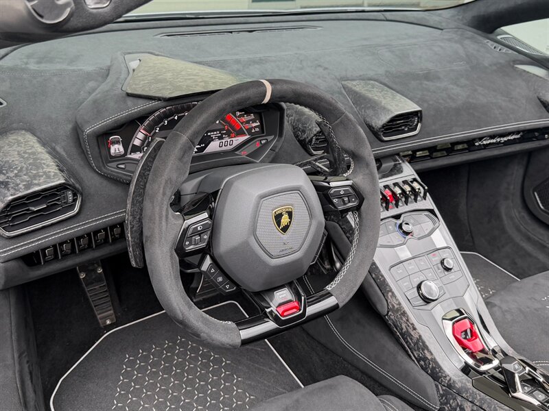 2019 Lamborghini Huracan LP 640-4 Performante Spyd - Photo 26 - Bonita Springs, FL 34134