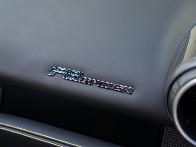 2022 Ferrari F8 Spider   - Photo 39 - Bonita Springs, FL 34134