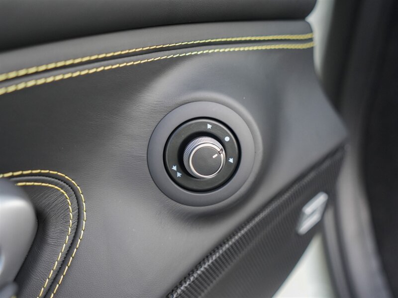 2022 Ferrari F8 Spider   - Photo 26 - Bonita Springs, FL 34134