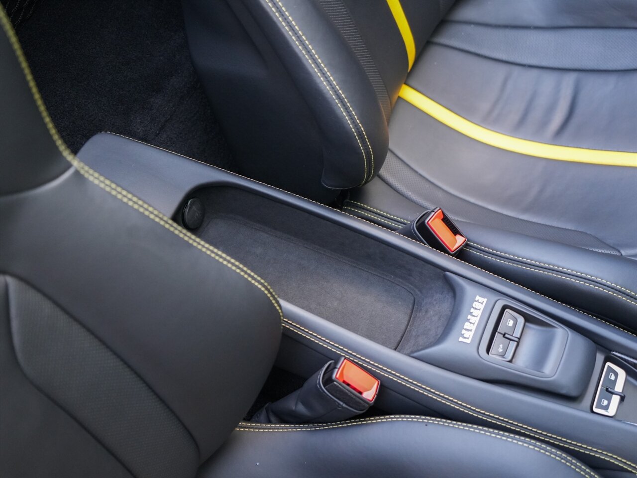 2022 Ferrari F8 Spider - Photo 38 - Bonita Springs, FL 34134