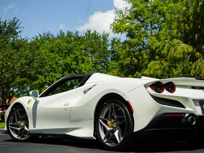 2022 Ferrari F8 Spider   - Photo 53 - Bonita Springs, FL 34134