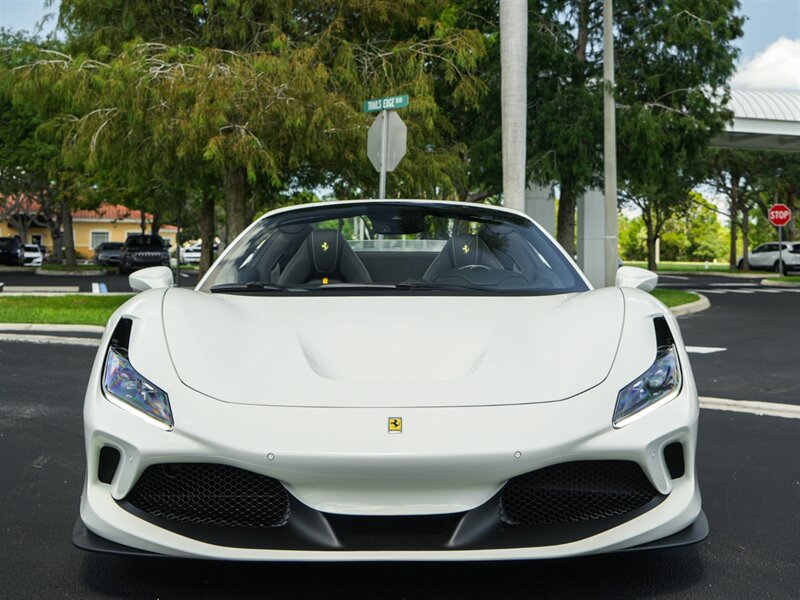 2022 Ferrari F8 Spider   - Photo 6 - Bonita Springs, FL 34134