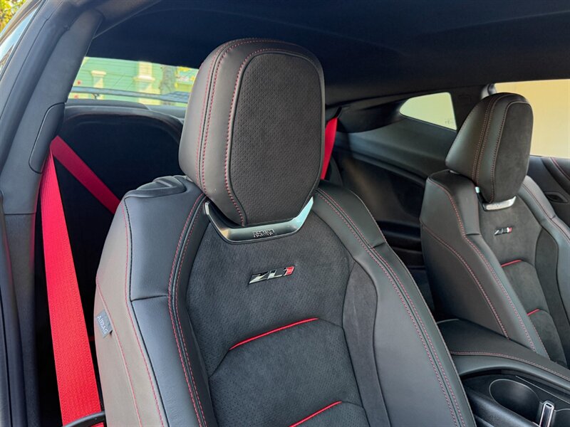 2024 Chevrolet Camaro ZL1   - Photo 44 - Bonita Springs, FL 34134