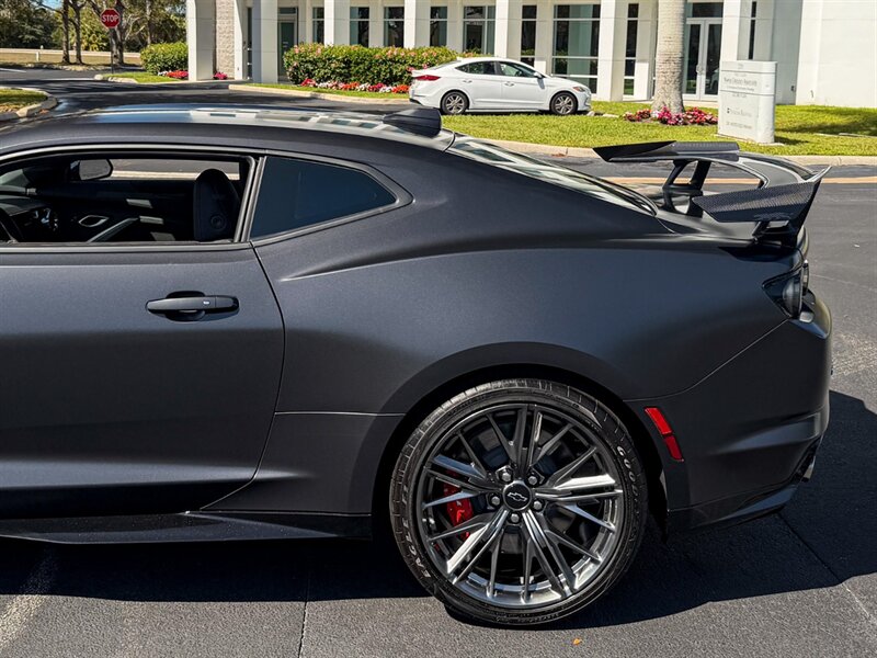 2024 Chevrolet Camaro ZL1   - Photo 58 - Bonita Springs, FL 34134