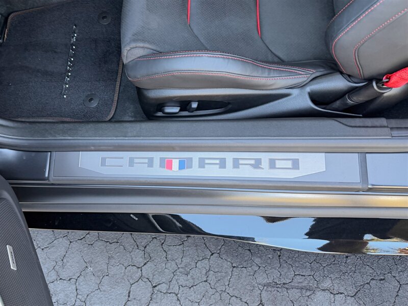 2024 Chevrolet Camaro ZL1   - Photo 35 - Bonita Springs, FL 34134