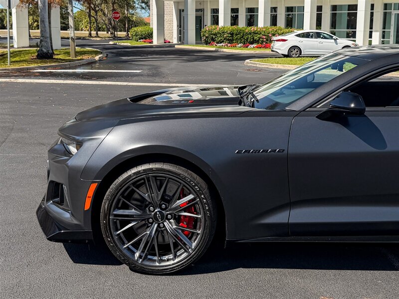 2024 Chevrolet Camaro ZL1   - Photo 55 - Bonita Springs, FL 34134