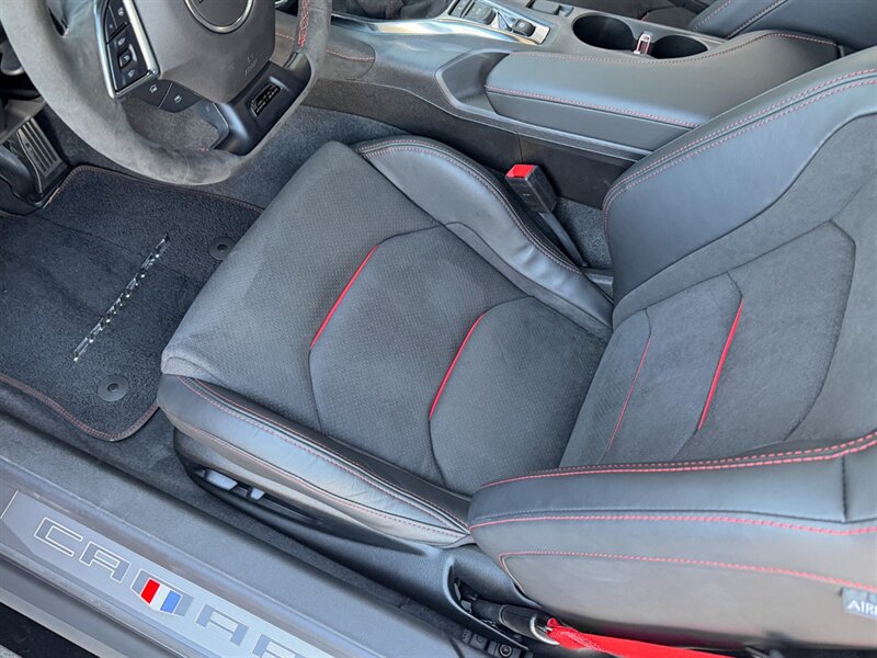 2024 Chevrolet Camaro ZL1   - Photo 28 - Bonita Springs, FL 34134