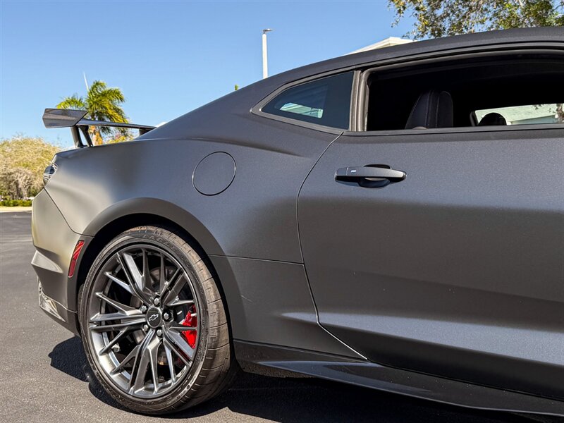 2024 Chevrolet Camaro ZL1   - Photo 83 - Bonita Springs, FL 34134