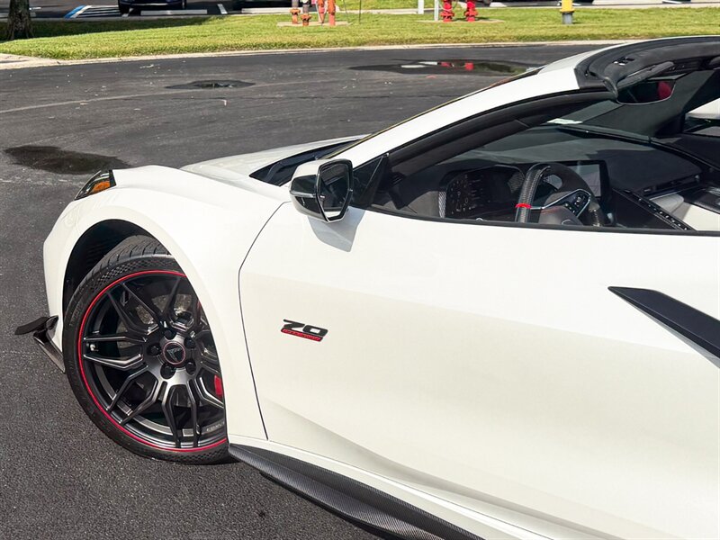 2023 Chevrolet Corvette Z06 - Photo 42 - Bonita Springs, FL 34134