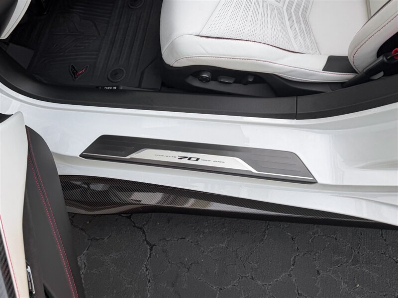 2023 Chevrolet Corvette Z06 - Photo 23 - Bonita Springs, FL 34134