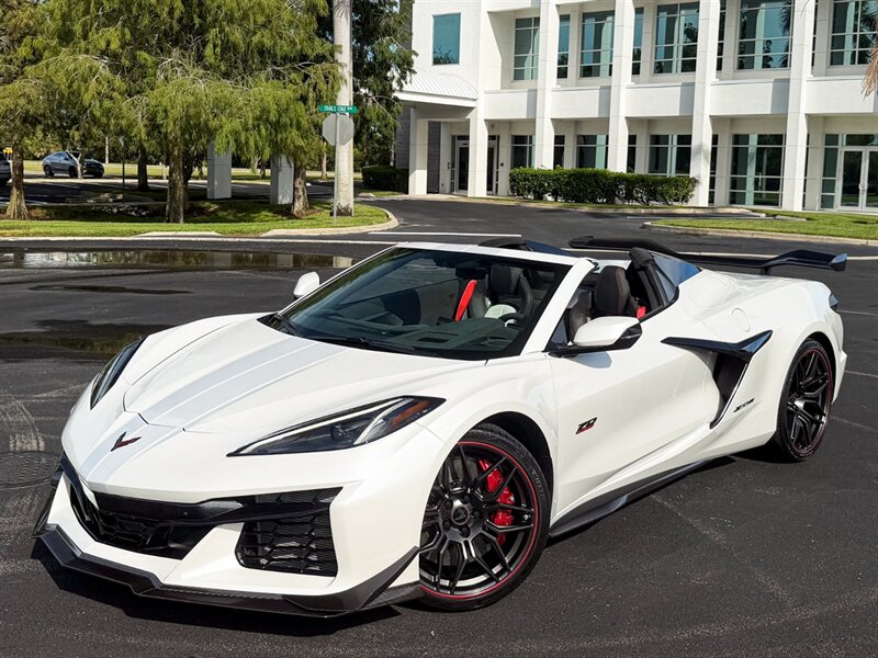 2023 Chevrolet Corvette Z06 - Photo 8 - Bonita Springs, FL 34134